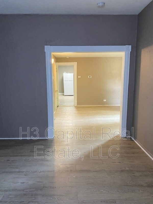 Building Photo - 2120 Lee Ave