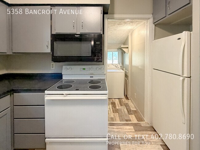 Building Photo - 5358 Bancroft Ave