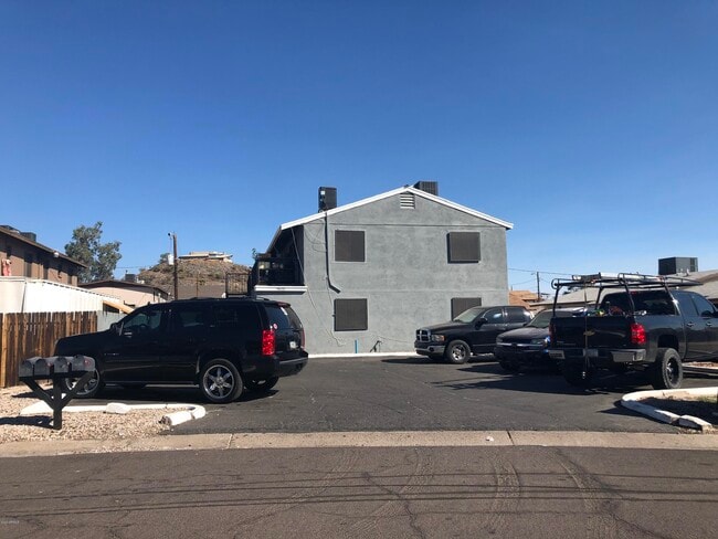 Building Photo - 9631 N 12th Ave