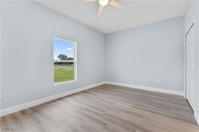 Building Photo - 700 Broadway Ave