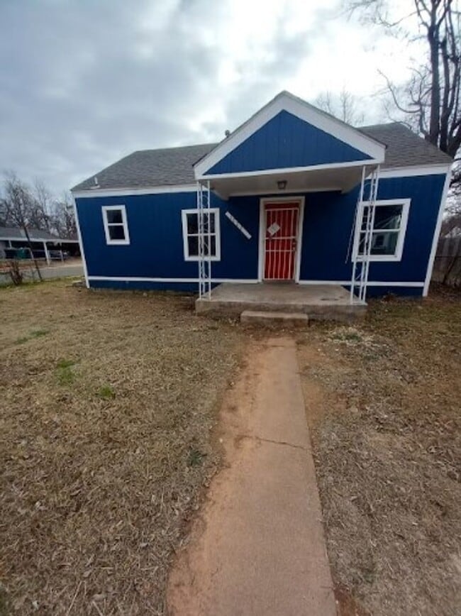 Building Photo - Cute 2 Bedroom Home!