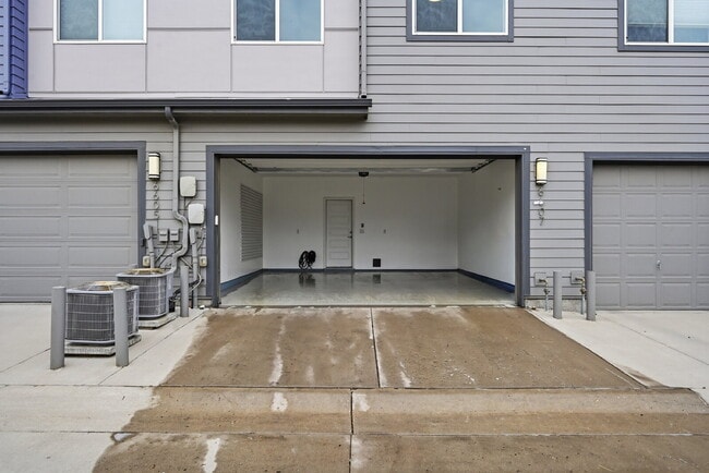 Building Photo - $2,695.45 3-bed, 2.5-bath townhome with a washer and dryer.