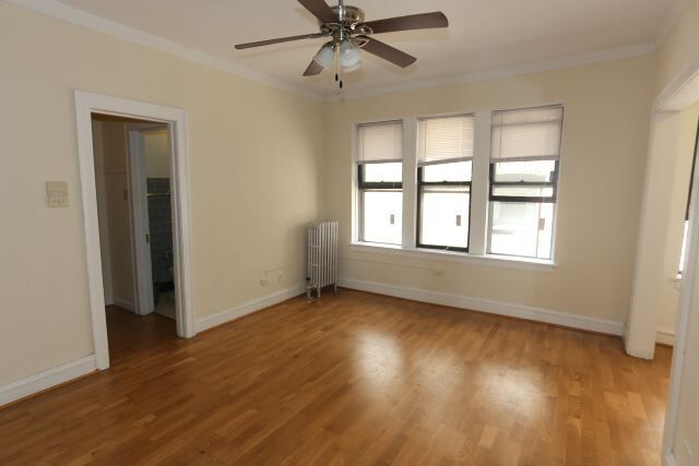 Building Photo - 4636 N Paulina St