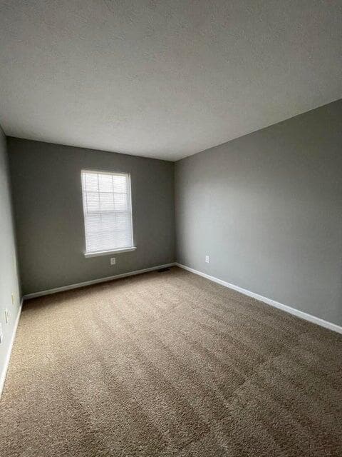 Building Photo - 205 Tanbark Dr