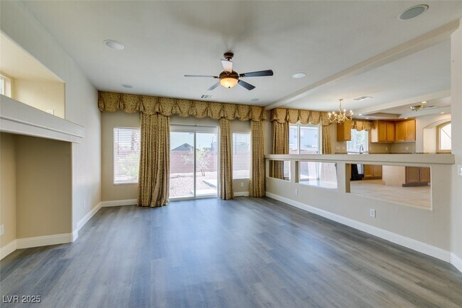 Building Photo - 6673 Octave Ave