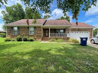 Building Photo - Newly Updated 3/2 Available in Hazel Green!