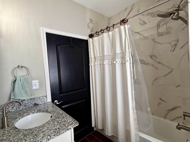 Building Photo - 2309 Grant St