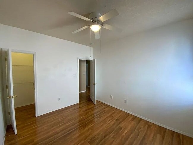 Building Photo - AMAZING HOME