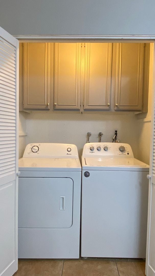 Building Photo - 8740 Cremona Dr