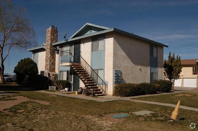 Building Photo - 18149-18155 Mimosa Rd