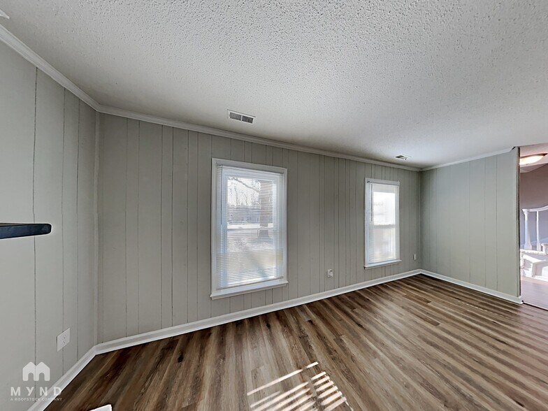 Building Photo - 5424 2 Moons Dr