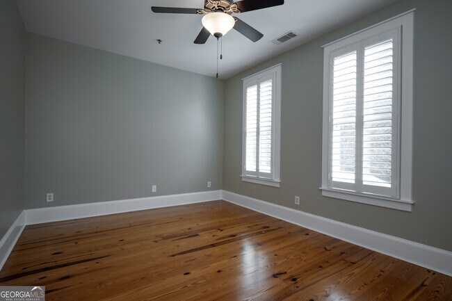 Building Photo - 83 Charter Oak Dr