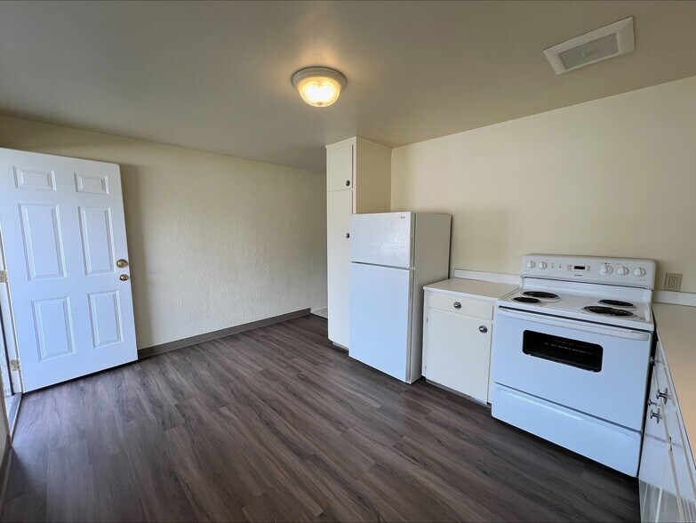 Building Photo - 810 NW 23rd St