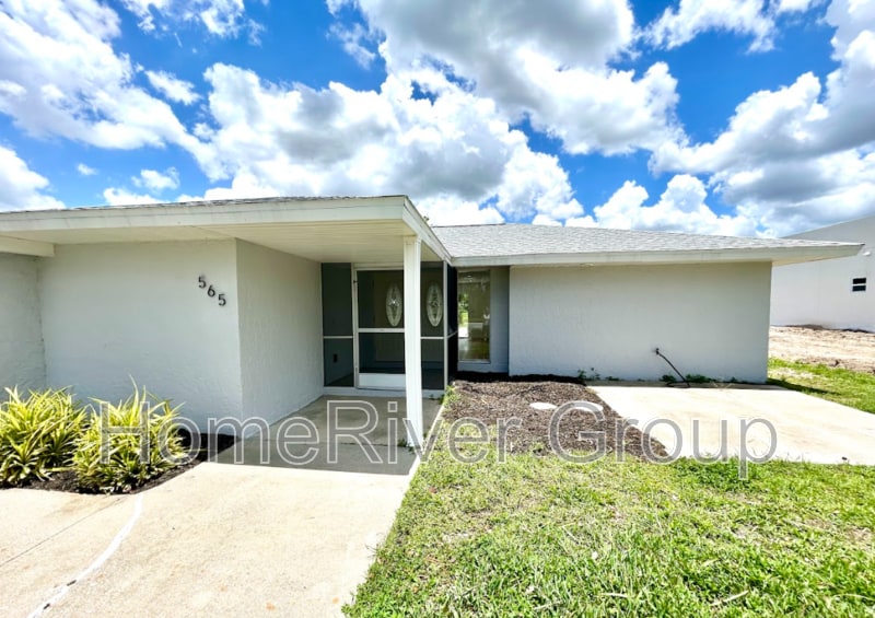 Primary Photo - 565 Clearview Dr