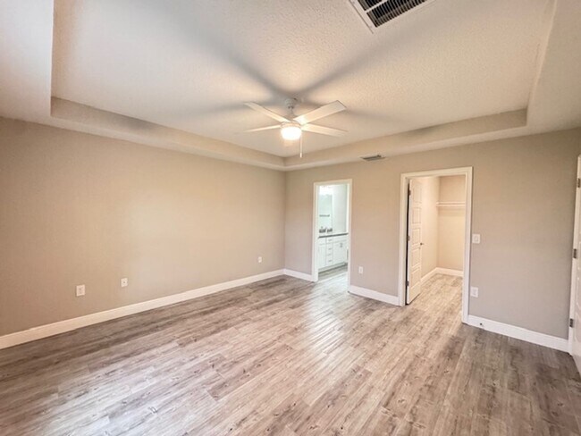 Building Photo - Coming Soon - Custom Home - Desirable SE O...
