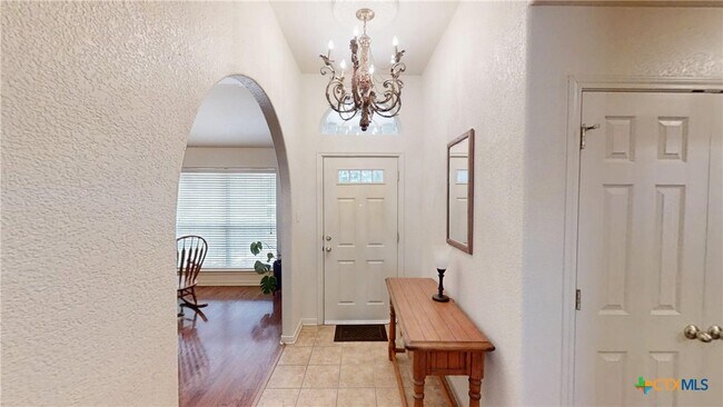 Building Photo - 5601 Hunters Ridge Trail