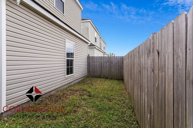 Building Photo - Cozy Cottage in the Heart of Gonzales!
