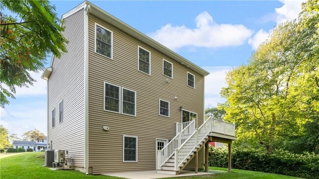 Building Photo - 8 Seabreeze Terrace