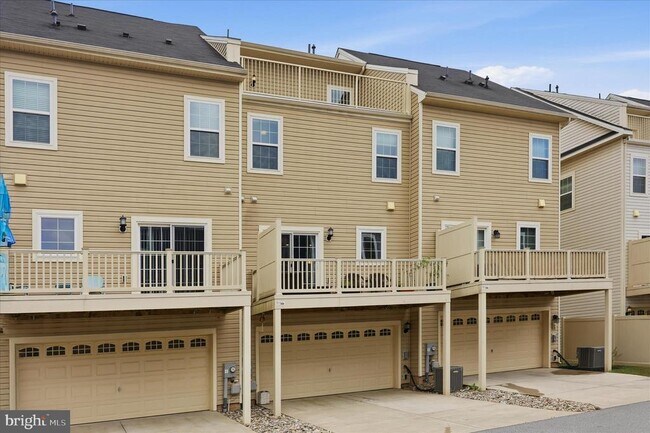 Building Photo - 5060 Judicial Wy