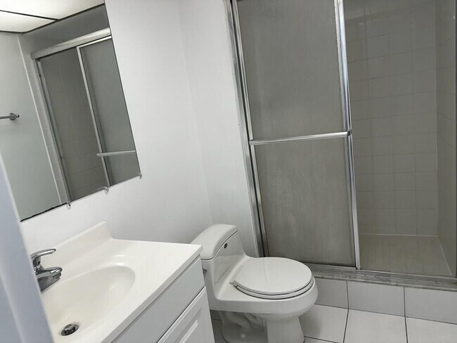 Building Photo - 2600 Fiore Way