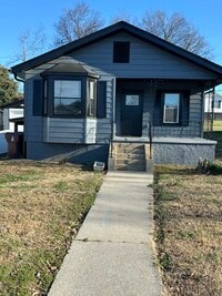 Building Photo - 166 E Bell St