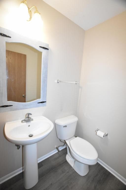 Building Photo - 24 Waterbury Cir