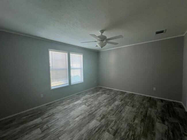 Building Photo - 81 Gazelle Dr