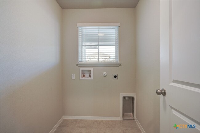 Building Photo - 171 White Dunes Dr