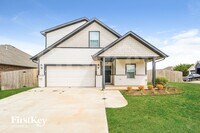 Building Photo - 11409 NW 100th Ct