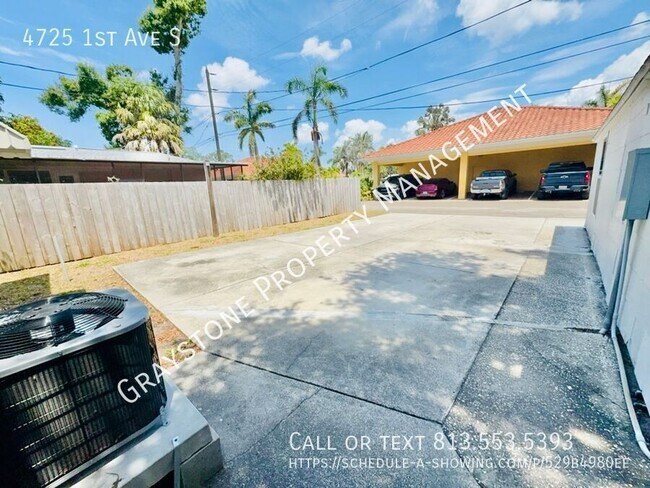 Building Photo - 4725 1st Ave S