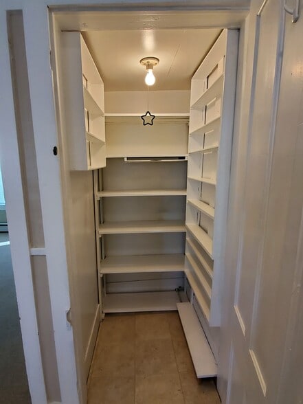 Building Photo - 27 First Ave