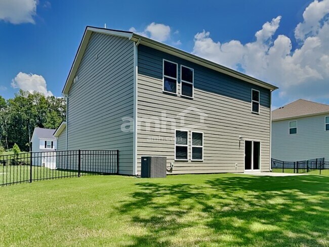 Building Photo - 5964 Hagar Vly Dr