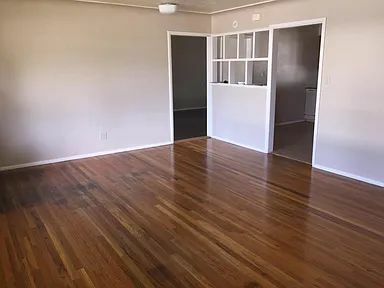 Building Photo - 1927 Forest Ave