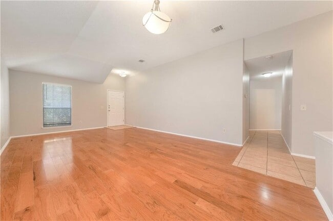 Building Photo - 8309 Edgemoor Pl