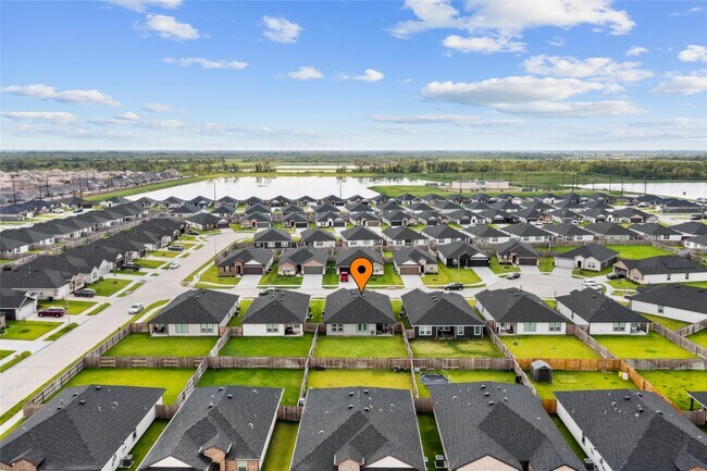 Building Photo - 7510 Carson Ct