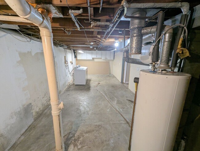Building Photo - Bellefontaine Bliss