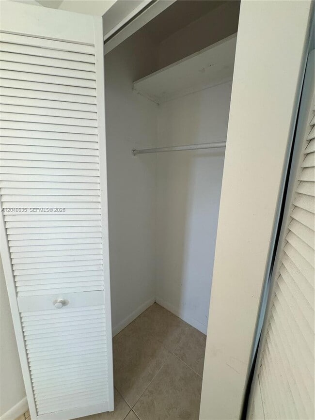 Building Photo - 7130 Rue Versailles Dr