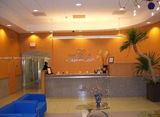 Building Photo - 1200 Brickell Bay Dr