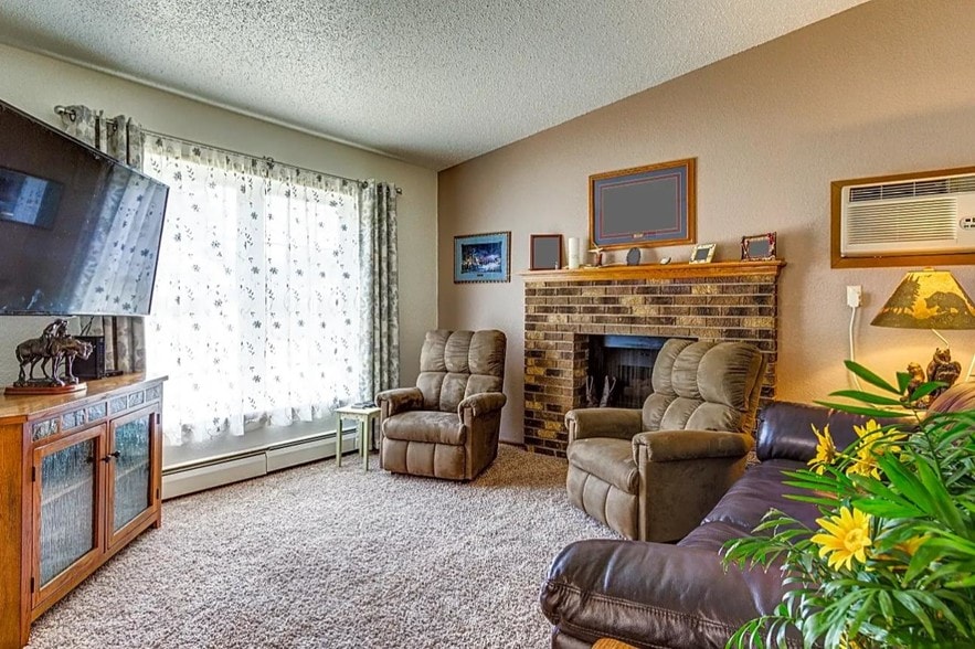 Wellington Townhomes 1415 8th Ave S Grand Forks ND 58201 Apartment