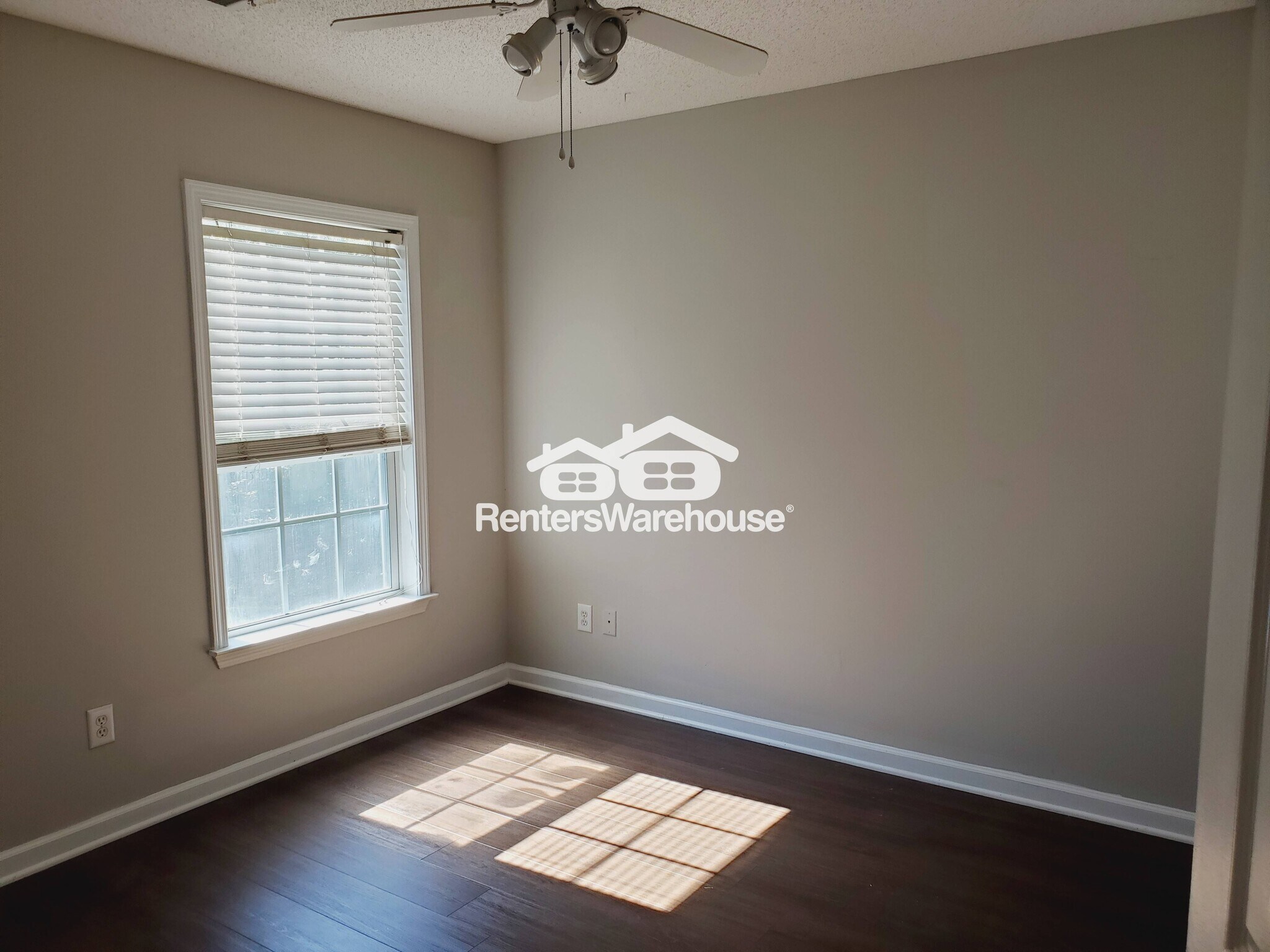 Building Photo - 2706 Cottesford Dr SE