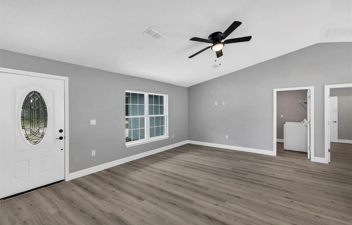 Building Photo - 15145 SW 65th Avenue Rd