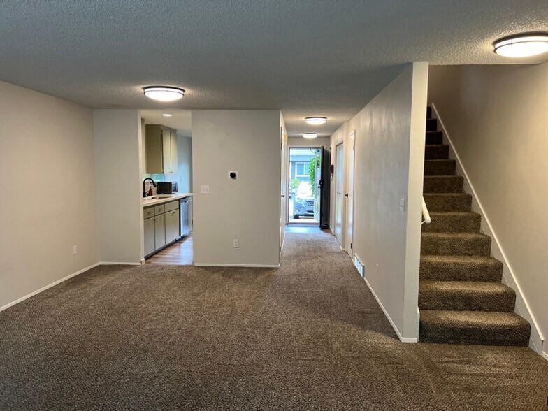 Building Photo - 21521 4th Ave W