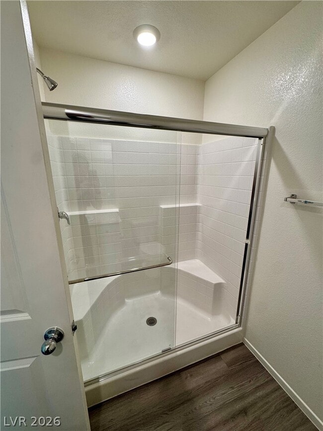 Building Photo - 10920 Rollingford Ave