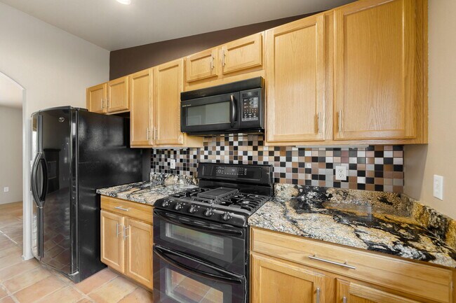 Building Photo - 51980 Avenida Cortez