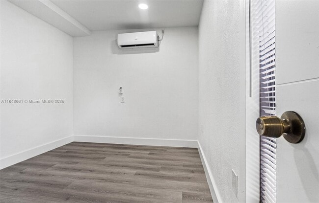 Building Photo - 1560 SW 56th Ave