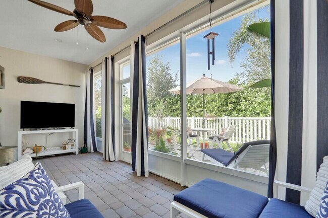 Building Photo - 6120 NW Cullen Way