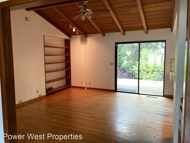 Building Photo - 3 br, 2 bath House - 219 Burlwood Drive