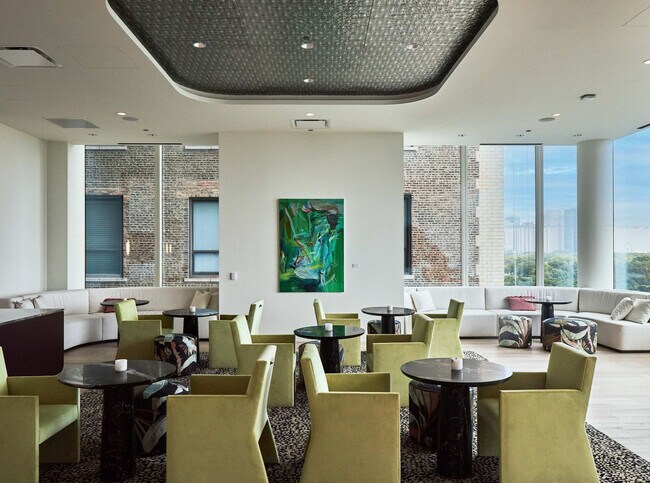 Building Photo - 1006 S Michigan Ave