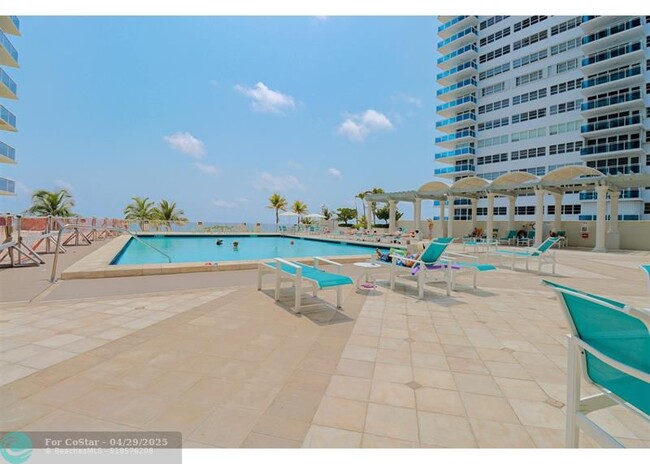 Building Photo - 3500 Galt Ocean Dr