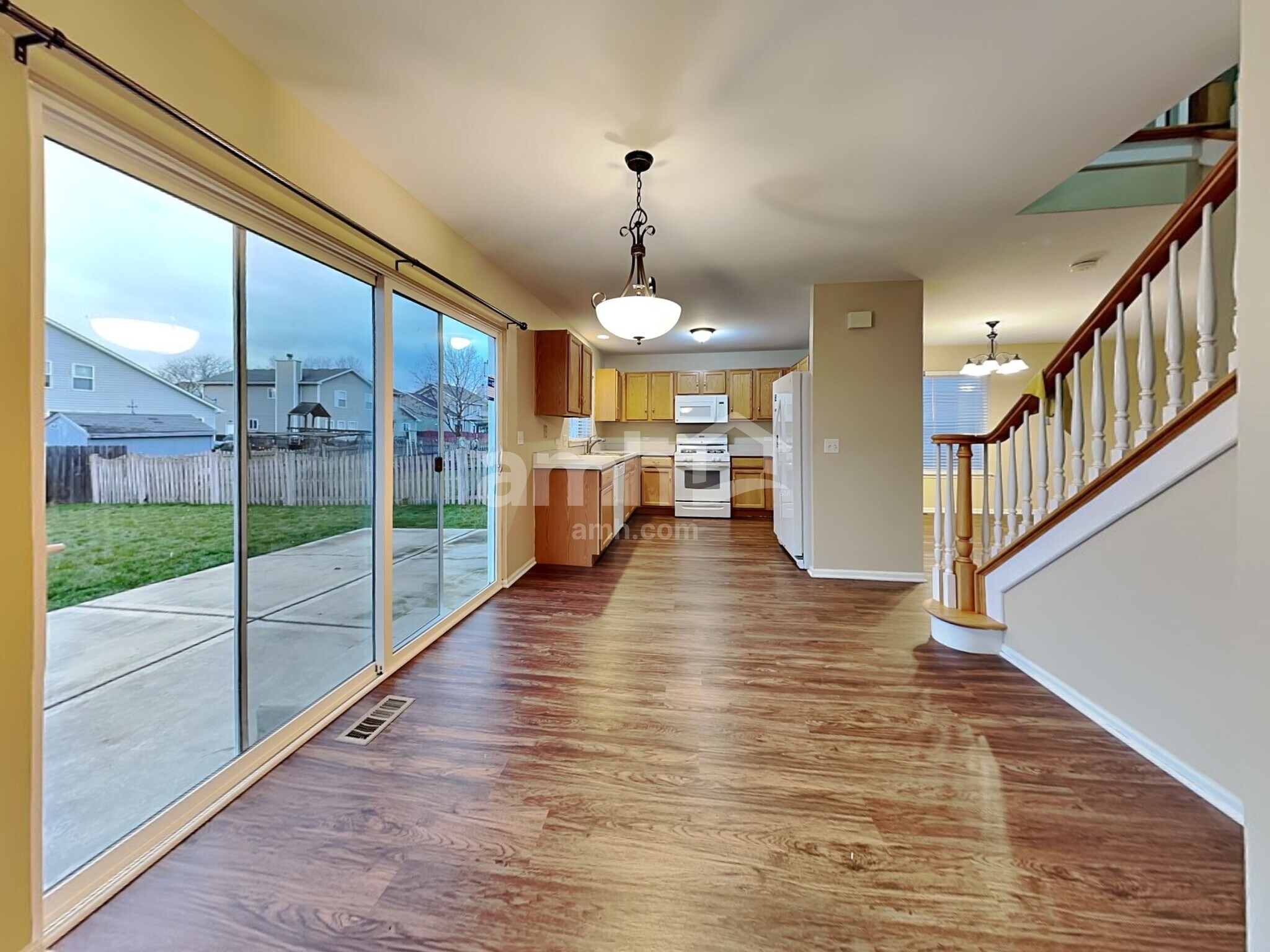 Building Photo - 2611 Sierra Ave